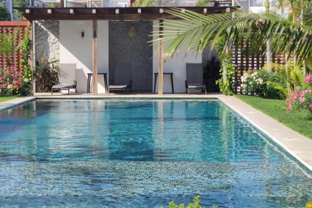 Апартаменты Departamento Con Alberca Мансанильо Экстерьер фото